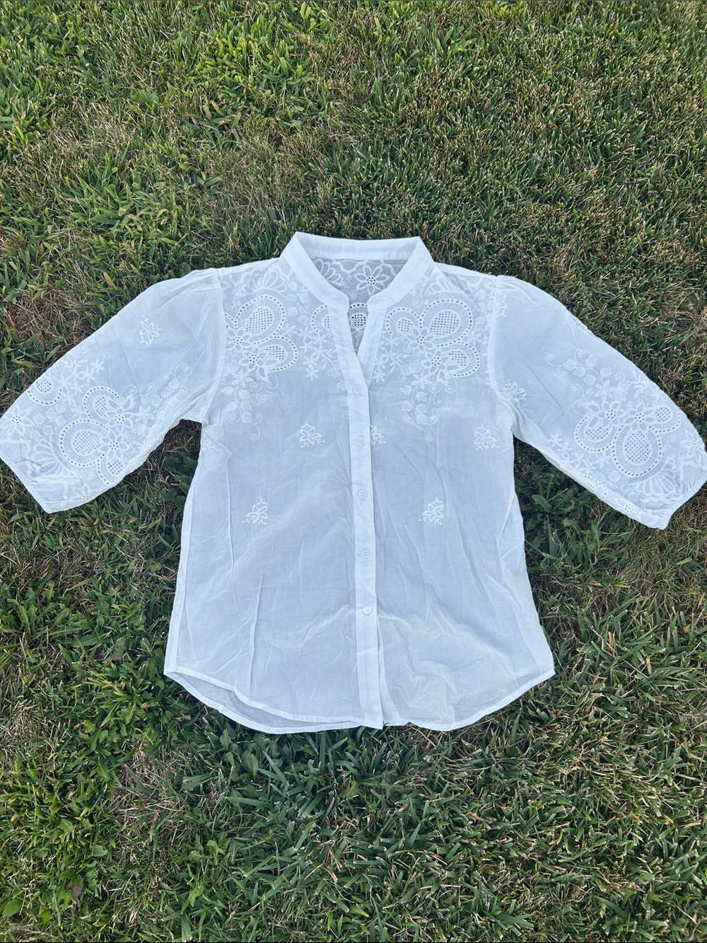 White Embroidered Button-Front Blouse - Picture 3 of 5